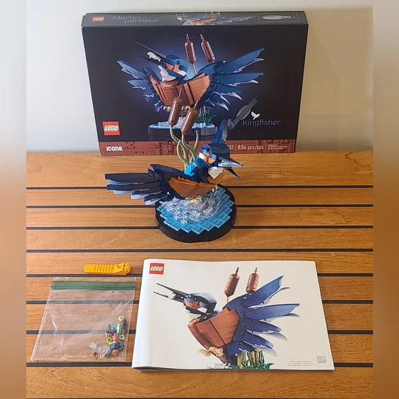 LEGO Kingfisher Bird Set - 10331 - Picture 6 of 9